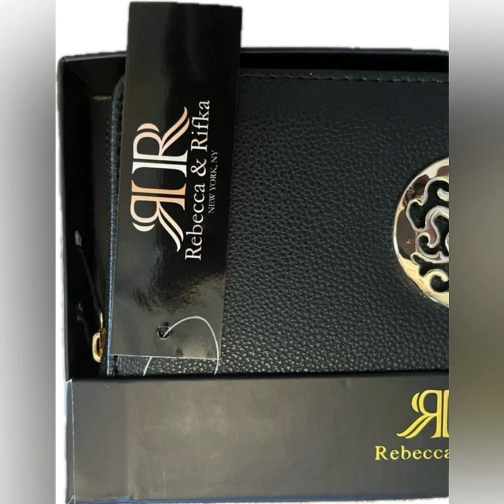Rebecca & Rifka New York, NY /Wristlet clutch. New with Tags.